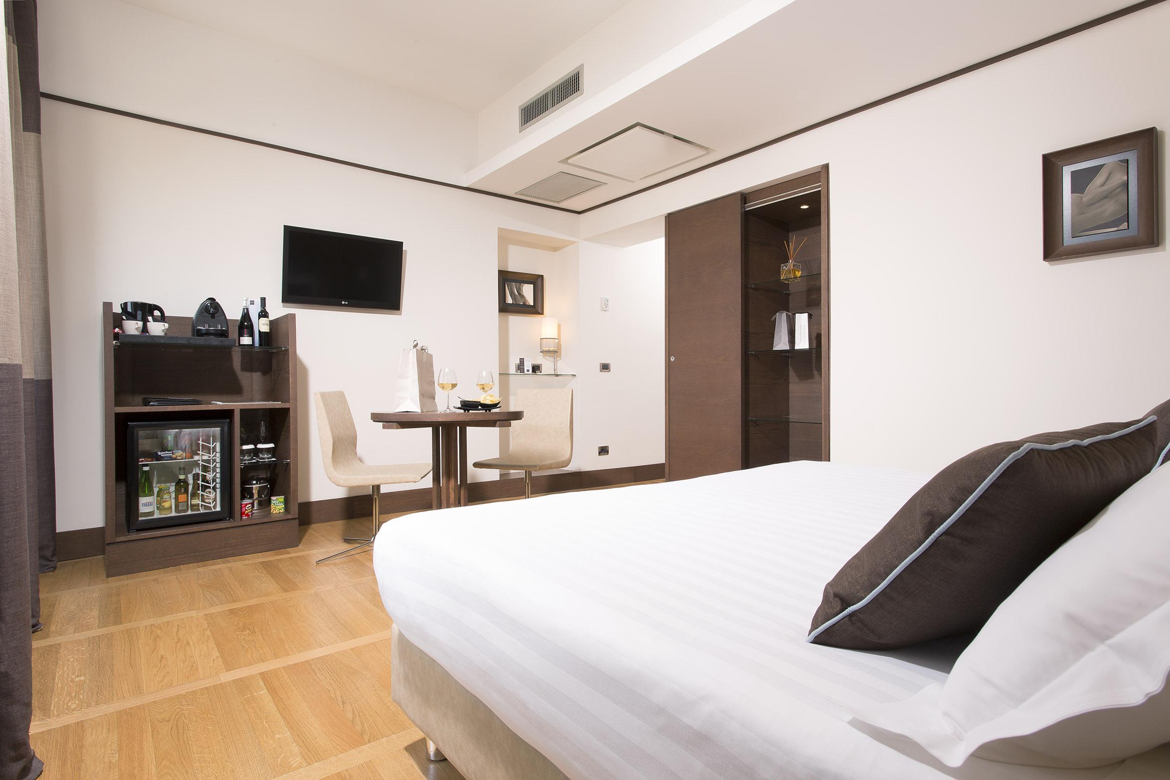 The Independent Hotel