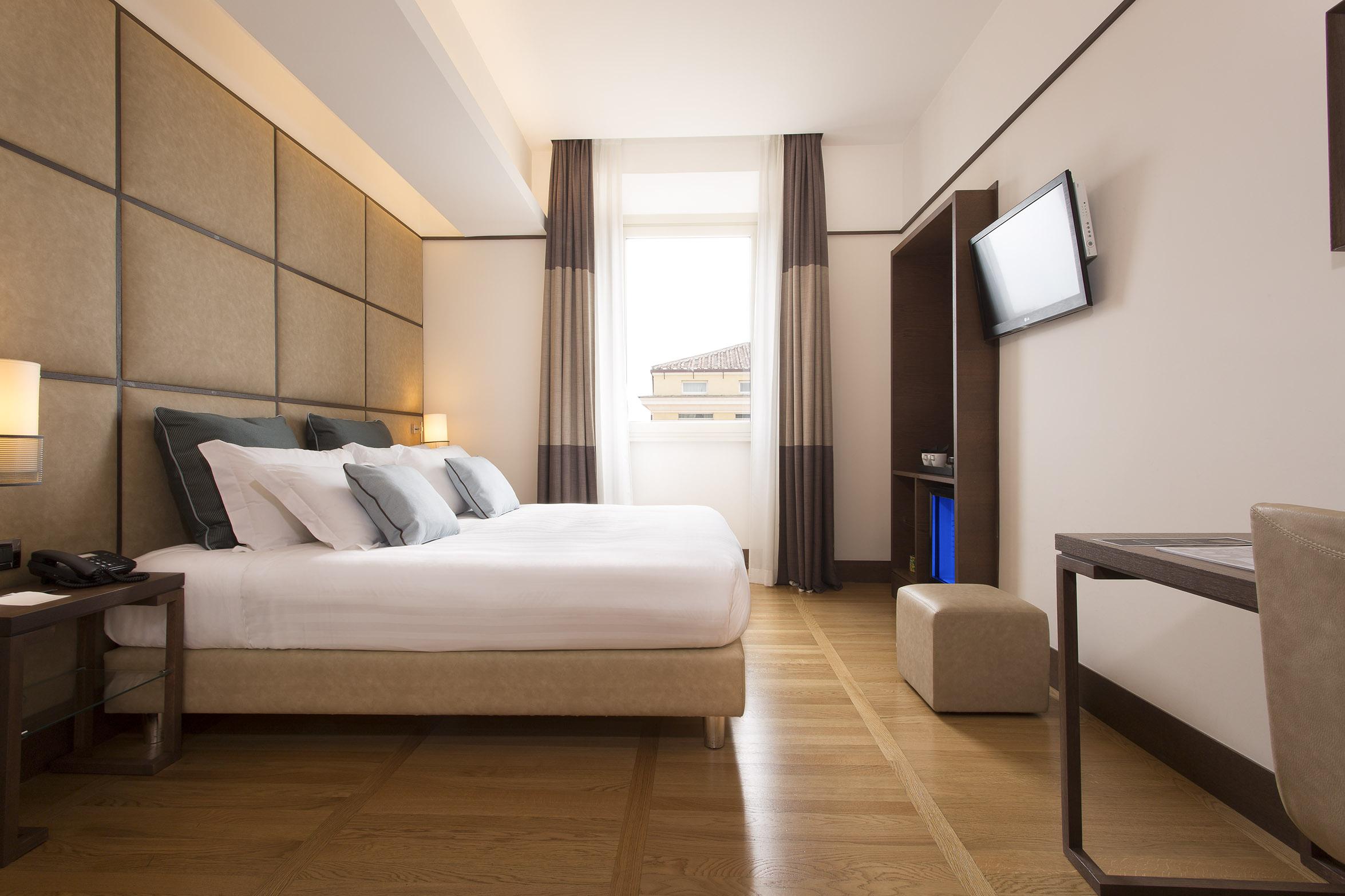 Hotel The Independent 4*