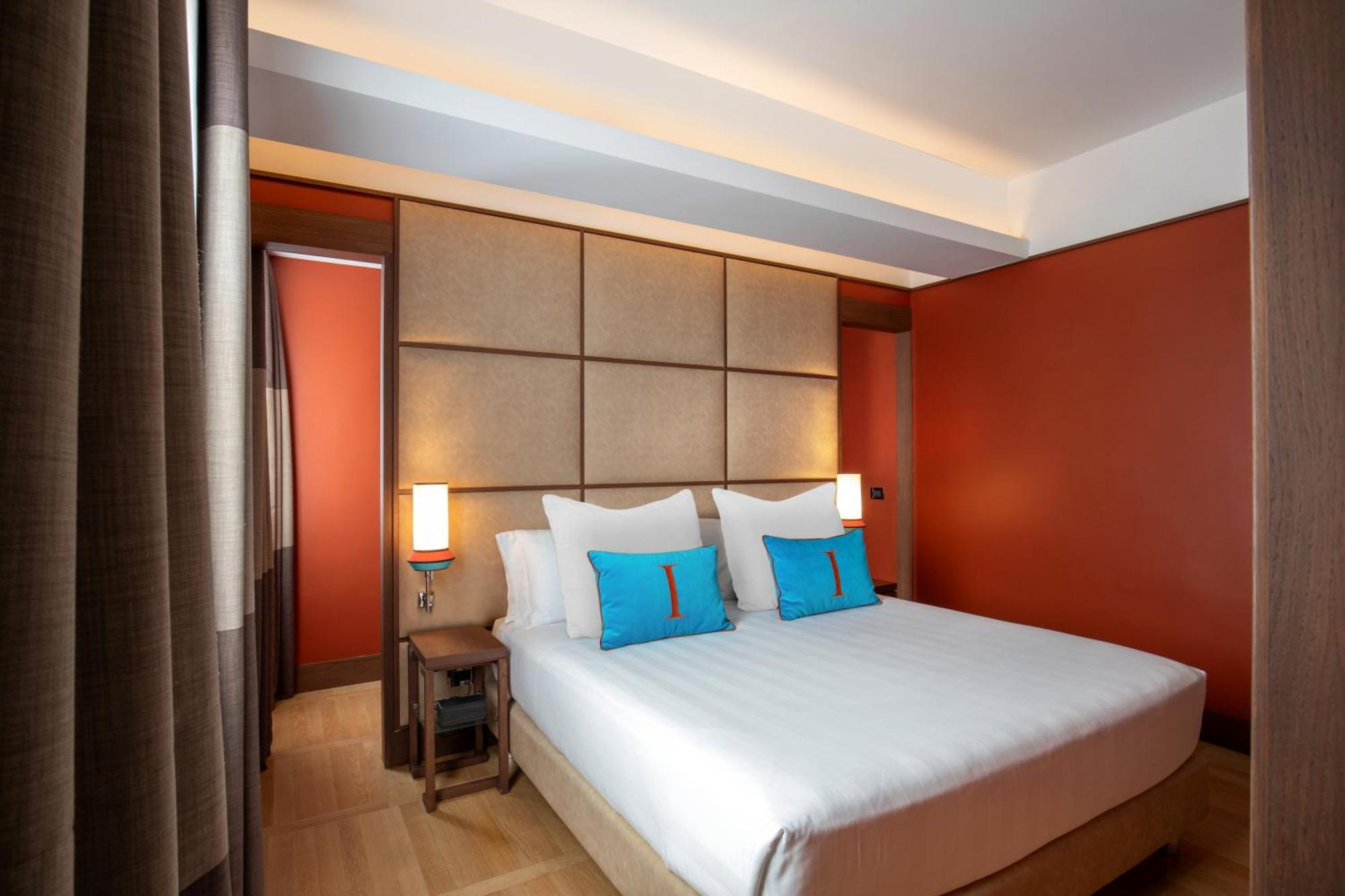The Independent 4*