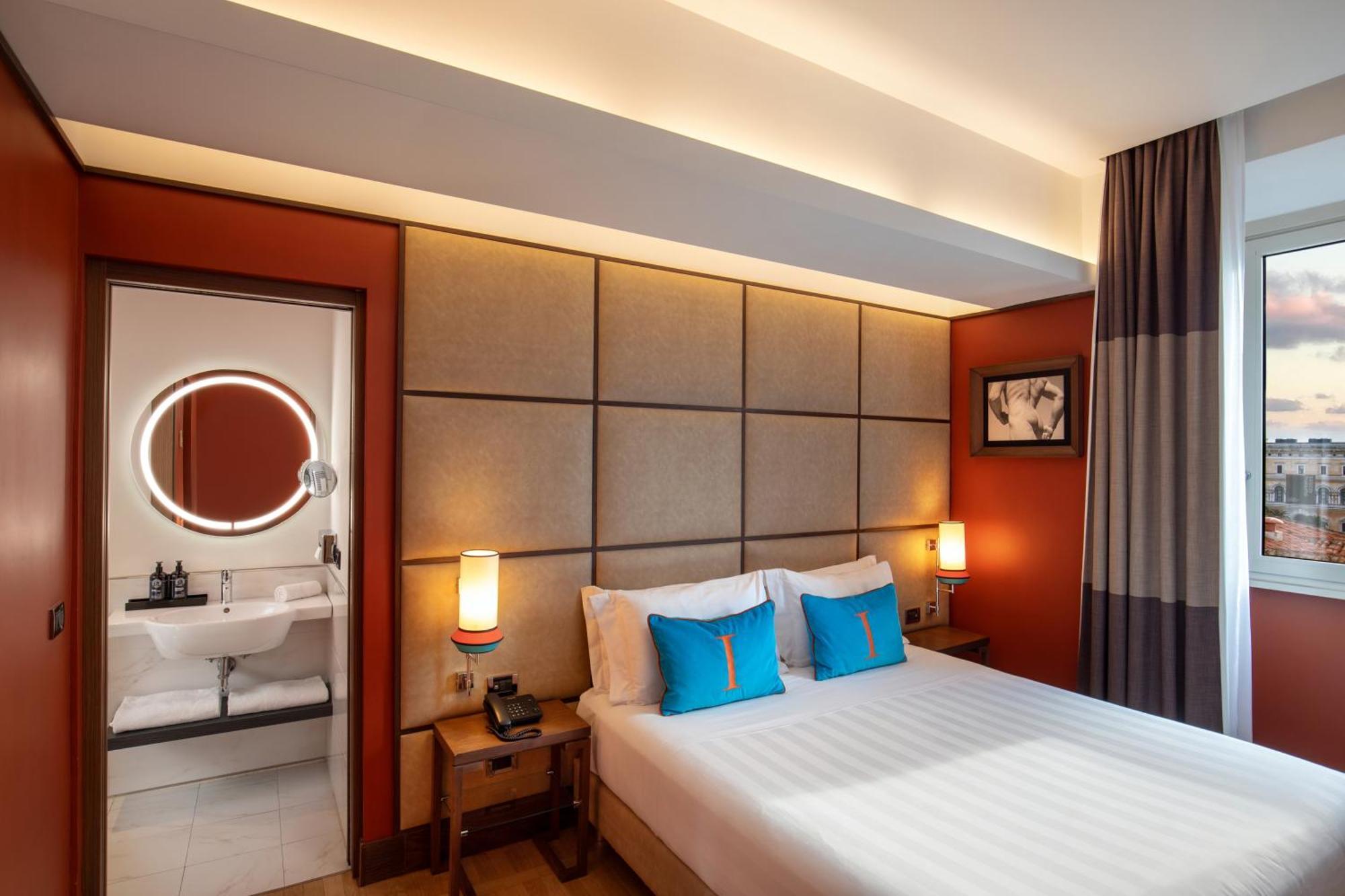 Hotel The Independent 4*