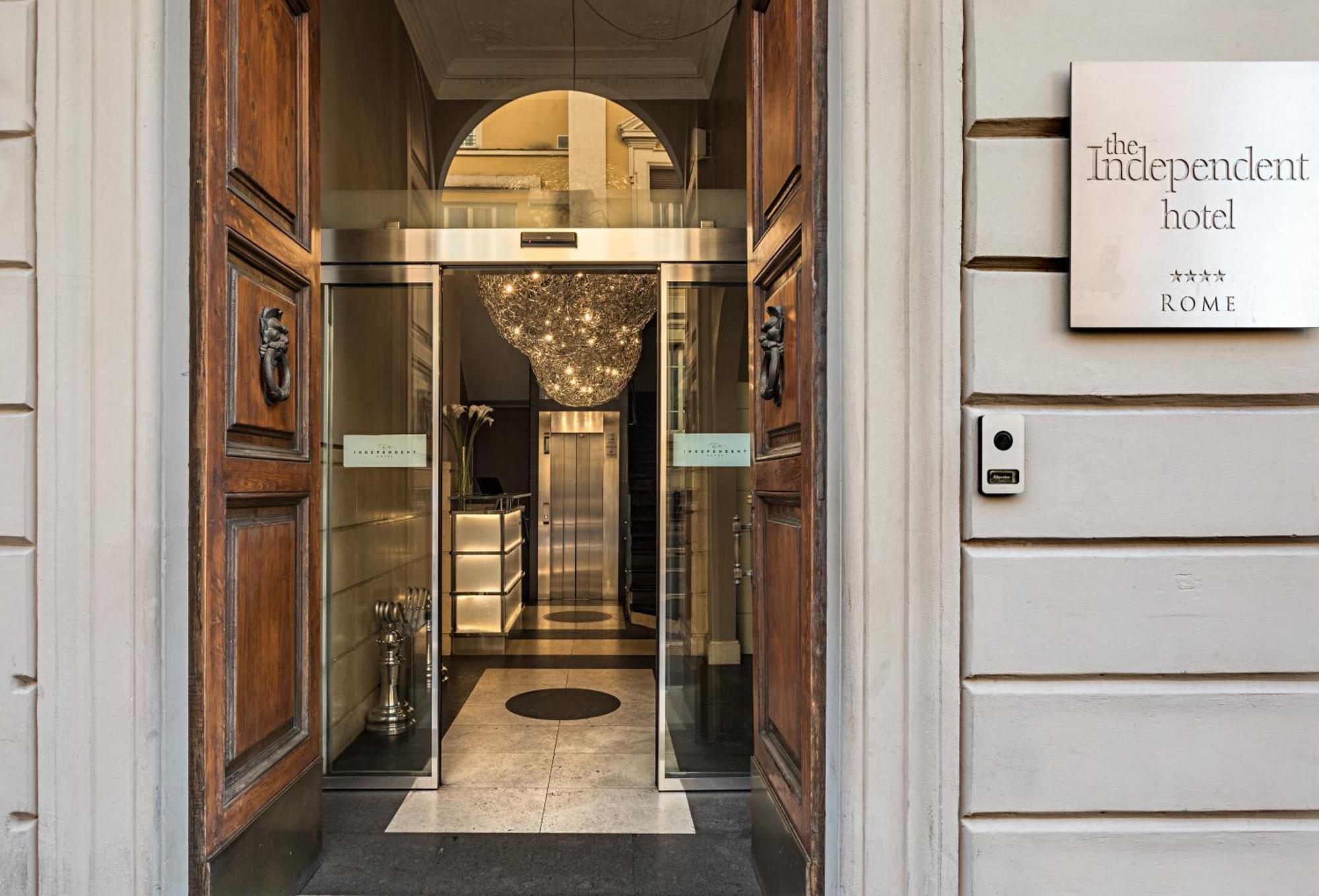 The Independent 4*